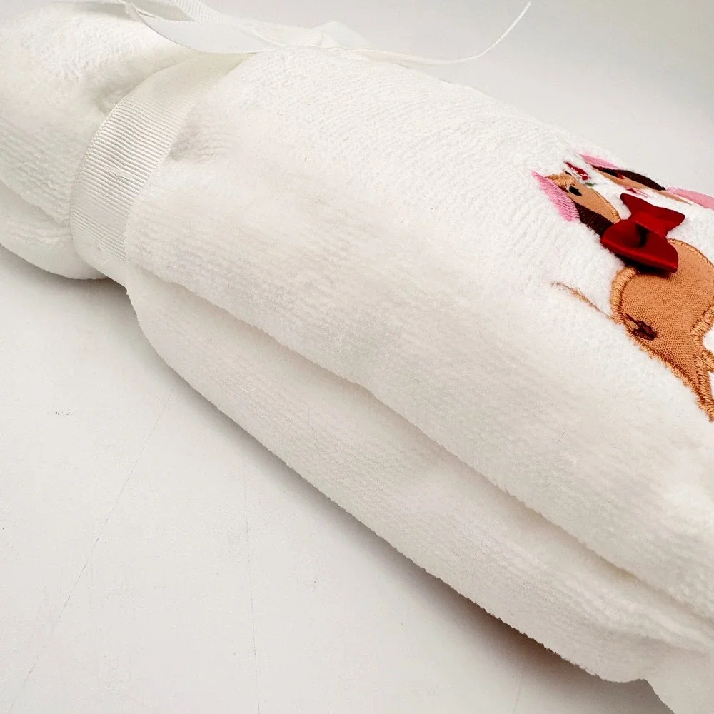 Kassafina Home Collection Set of 2 White Dachshund Dog‎ Valentine Hand Towels